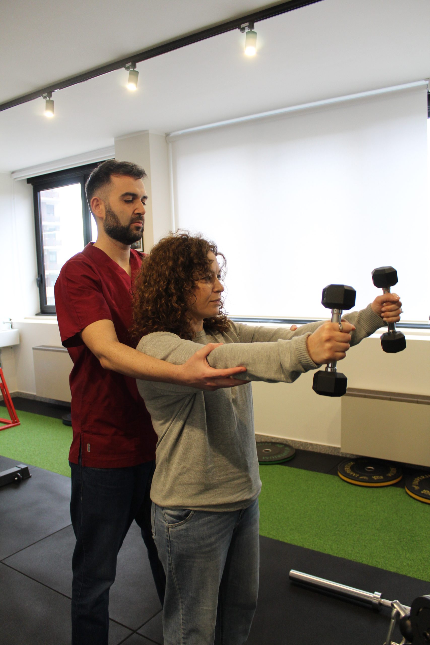 percorsi personalizzati di fisioterapia per la spalla a Bari